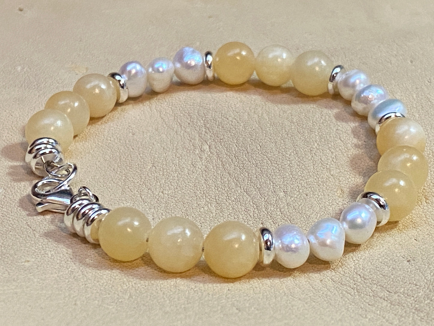 Sunset Jade & Freshwater Pearl Bracelet